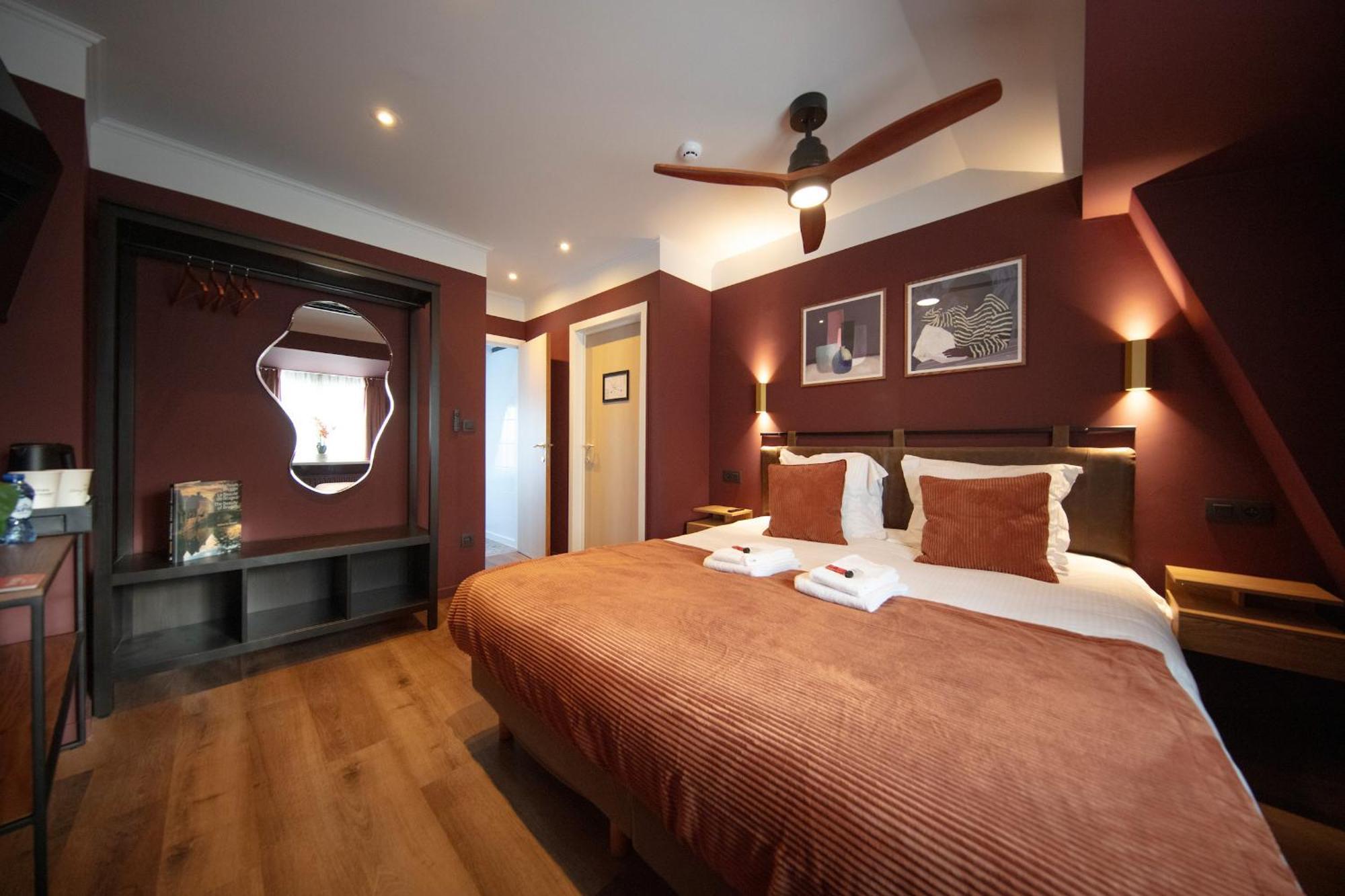 Gillis Eight By Romy&Travis Hotel Брюж Екстериор снимка