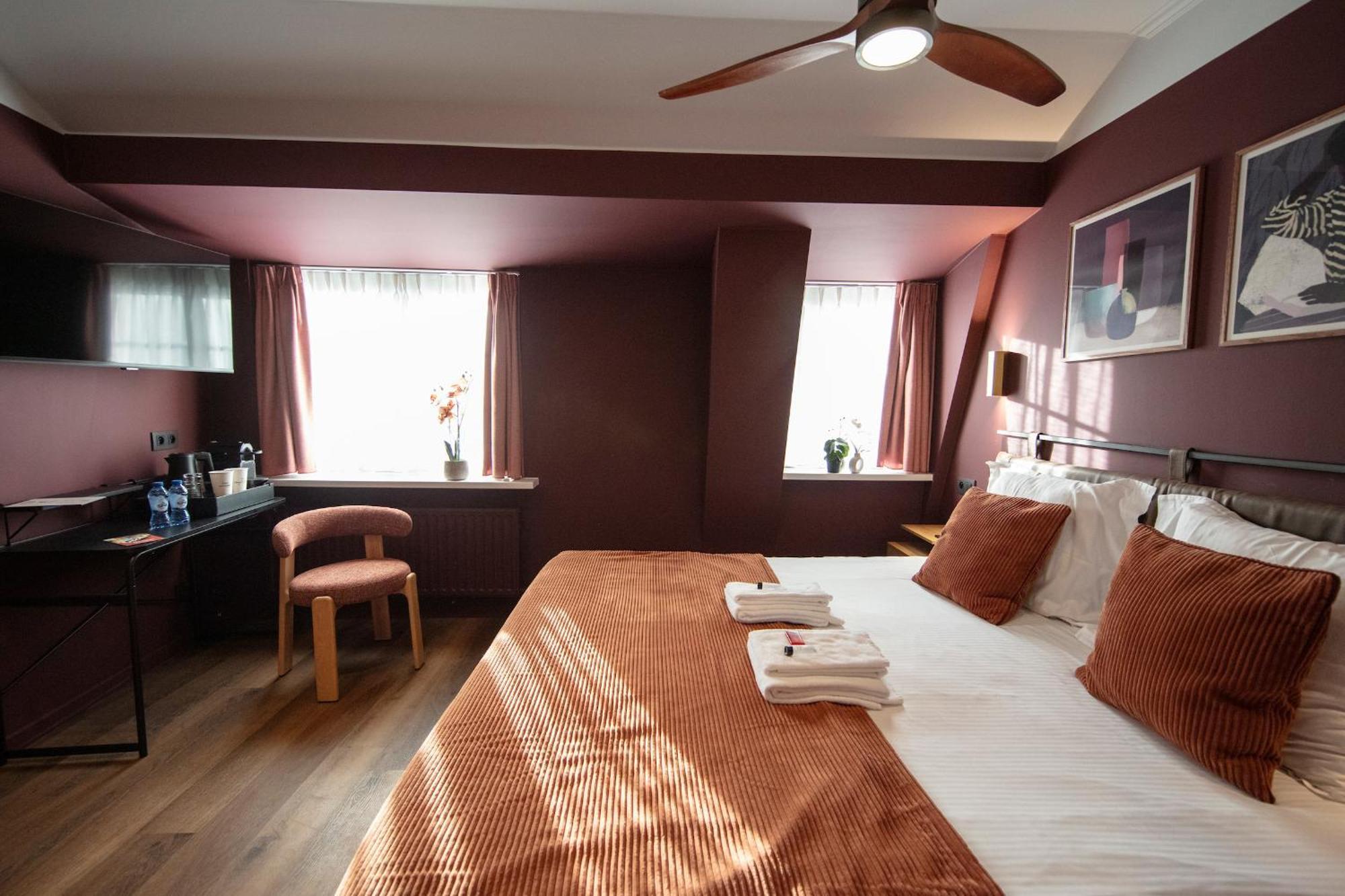 Gillis Eight By Romy&Travis Hotel Брюж Екстериор снимка